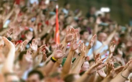 العالم الافتراضي يهددنا بهيستيريا جماعية