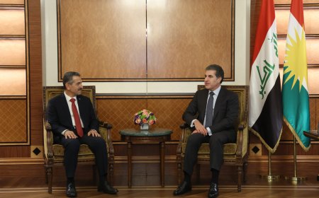 الرئيس نيجيرفان بارزاني يجتمع بمحافظ شرناخ ووفد مرافق له