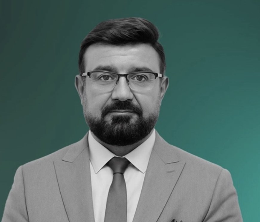 حق الكورد بتقرير المصير بين الاستقلال والسيادة الذاتية في إطار الدولة العراقية