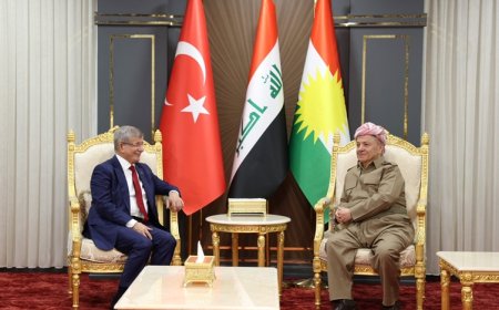 Başkan Barzani, Davutoğlu'nu kabul etti