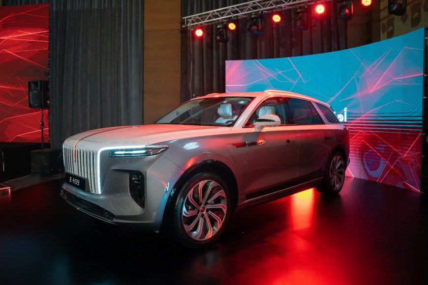 "العلم الأحمر".. سيارات الرئاسة الصينية في العراق لأول مرة بتاريخ البلد