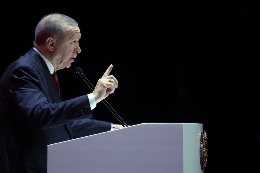 Erdoğan: Haksızlığın karanlığı hakikatin ışığını bastıramaz