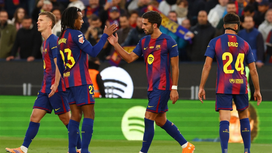الليلة.. قمة نارية بين برشلونة وتشيلسي للبحث عن التأهل المباشر