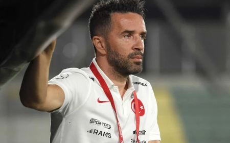 Borsa İstanbul'da 'manipülasyon' operasyonu! Eski milli futbolcu gözaltına alındı