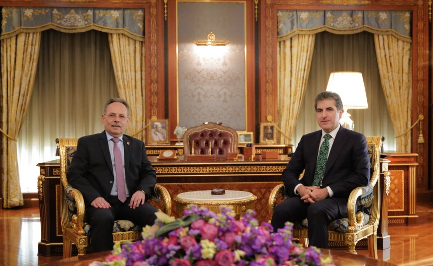 الرئيس نيجيرفان بارزاني يبحث العلاقات مع السفير السويسري لدى العراق