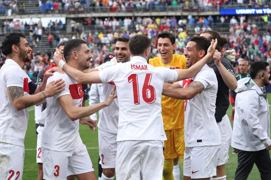 Milli takımdaki kriz sonrası ilk kez konuştu: "Değersiz bırakıldım, yine yapardım"