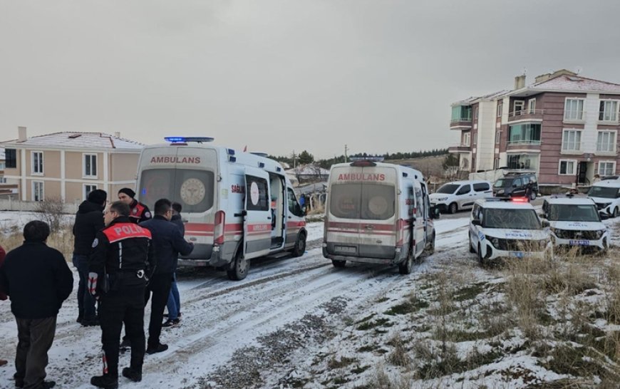 Çorum'da yaşlı çift evlerinde silahla vurulmuş halde bulundu