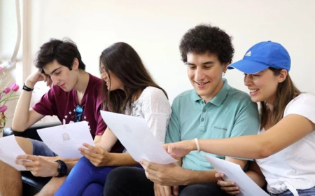 Üniversitelerde zorunlu staj dönemi başlıyor