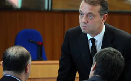 Cem Uzan'a bir kötü haber daha. TMSF haklı bulundu, banka hesaplarındaki paralara el konulacak