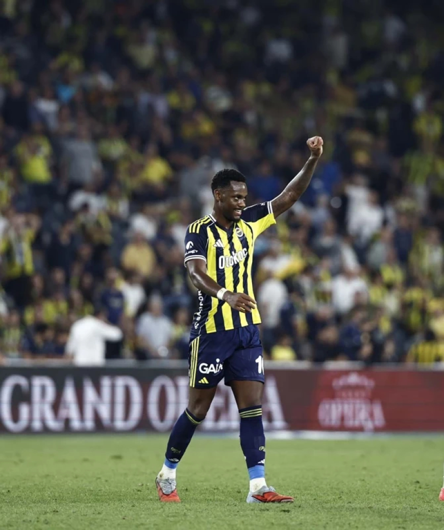 Sözleşmesi feshedilecek! Fenerbahçe’de 32 milyon euroluk yıldız gidiyor! Yeni takımı bile belli oldu!