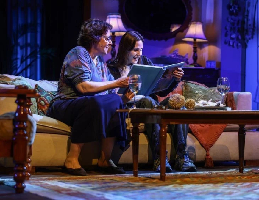 Alina Boz'dan tepki çekecek açıklama! "Tiyatro yapan aç kalır"