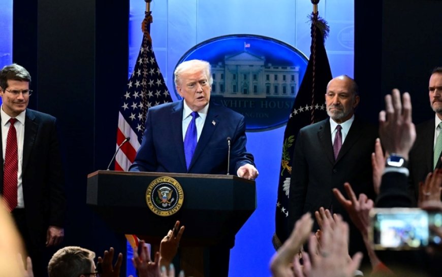 ABD Başkanı Trump, tüm ülkelere yüzde 10 tarife uygulanmasına ilişkin kararı imzaladı