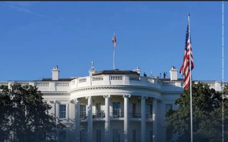 البيت الأبيض: ارتفاع أسعار الطاقة اضطراب مؤقت لتحقيق مكاسب على المدى البعيد والتخلص من النـظام الإيراني والبحرية الأمريكية سترافق ناقلات النفط عبر مضيق هرمز للتأكد من استمرار تدفق موارد الطاقة