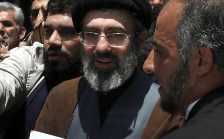 ‏مجلس خبراء القيادة: إيران تختار مجتبى خامنئي زعيماً أعلى جديداً خلفاً لوالده