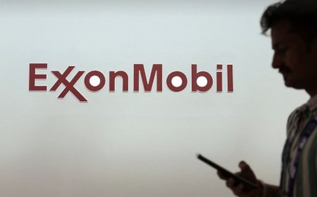 "إكسون موبيل": تقليص العمليات في الشرق الأوسط نظرا لتحديات المرور عبر مضيق هرمز