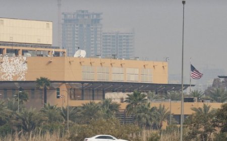مصدر أمني عراقي : هجوم بواسطة طائرات مسيرة على السفارة الأميركية في بغداد
