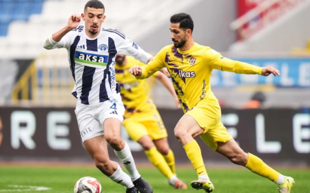 Kasımpaşa maçında sakatlanmıştı! Eyüspor’da Emre Akbaba şoku!