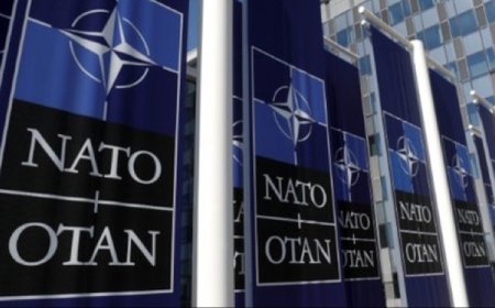 ‏ وزارة الدفاع التركية تصرح اليوم الأربعاء إن حلف شمال الأطلسي ينشر نظام ​دفاع صاروخي أمريكي آخر من طراز ‌باتريوت في إقليم أضنة بجنوب تركيا، حيث يتمركز جنود من الولايات المتحدة ودول أخرى في قاعدة إنجرليك ​الجوية