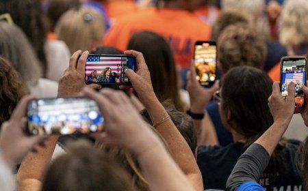 الهاتف الذكي... وسيط للحياة الرقمية