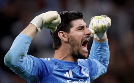 خبر صادم لريال مدريد.. الصحافة الاسبانية تعلن غياب حارس المرمى كورتوا لشهر ونصف بسبب الاصابة .