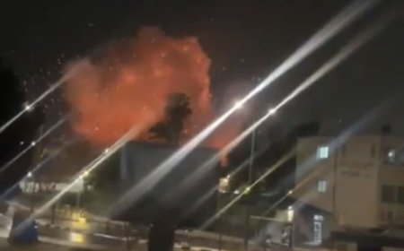 وكالات: إيران تستهدف ديمونا بصاروخ باليستي والجيش الإسرائيلي يرسل فرق إنقاذ إلى موقع السقوط وسط إصابة أكثر من 20 شخصا