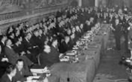 في مثل هذا اليوم، 25 مارس 1957، تم توقيع معاهدة روما، التي أسست الجماعة الاقتصادية الأوروبية، وذلك بمشاركة ست دول هي فرنسا وألمانيا وإيطاليا وبلجيكا وهولندا ولوكسمبورغ.