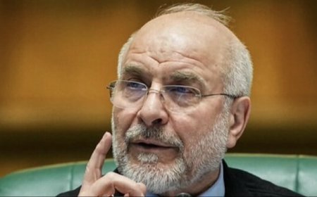 ‏ وكالة "تسنيم" الإيرانية تنقل عن "مصدر مطلع" قوله إن ⁧‫إيران‬⁩ أرسلت رسمياً ردها عبر الوسطاء على البنود الـ15 المقترحة من قبل الولايات المتحدة، لافتاً إلى أن طهران بانتظار ردّ الطرف الأميركي، وذلك بعدما أكدت باكستان أنها تقود محادثات غير مباشرة بين البلدين ضمن مسعى لوضع حد للحرب في المنطقة.