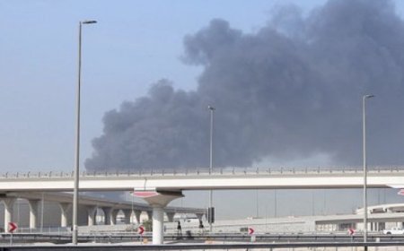 رويترز:‏أفادت أربعة مصادر خليجية مطلعة بأن دولا خليجية تطالب الولايات المتحدة بأن أي اتفاق مع طهران يجب أن يتجاوز مجرد إنهاء الحرب، وأن يُقيد بشكل دائم قدرات إيران في مجال ​الصواريخ والطائرات المسيرة وأن يضمن عدم "استخدام إمدادات الطاقة العالمية كسلاح" مرة أخرى ‏.