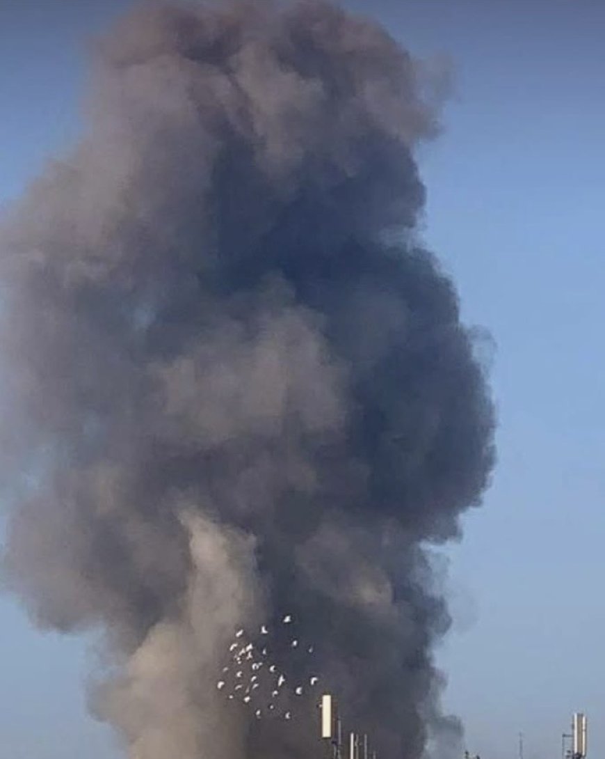 الحرس الثوري: دمرنا المبنى الرئيسي للقيادة وهيئة الأركان بالقاعدة الأمريكية في البحرين