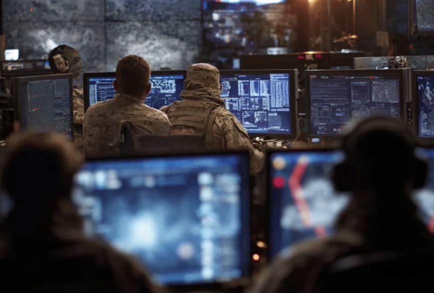 بوليتيكو: القيادة المركزية الأميركية طالبت البنتاغون بإرسال ضباط استخبارات لمقرها لدعم الحرب لمدة 100 يوم على الأقل