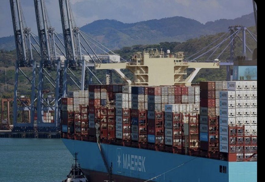 | أ.ف.ب: شركة ميرسك للشحن البحري تعلق مؤقتا رحلاتها بين الشرق الأوسط وكل من أوروبا والشرق الأقصى