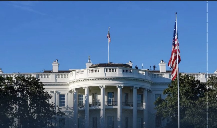 البيت الأبيض: ارتفاع أسعار الطاقة اضطراب مؤقت لتحقيق مكاسب على المدى البعيد والتخلص من النـظام الإيراني والبحرية الأمريكية سترافق ناقلات النفط عبر مضيق هرمز للتأكد من استمرار تدفق موارد الطاقة