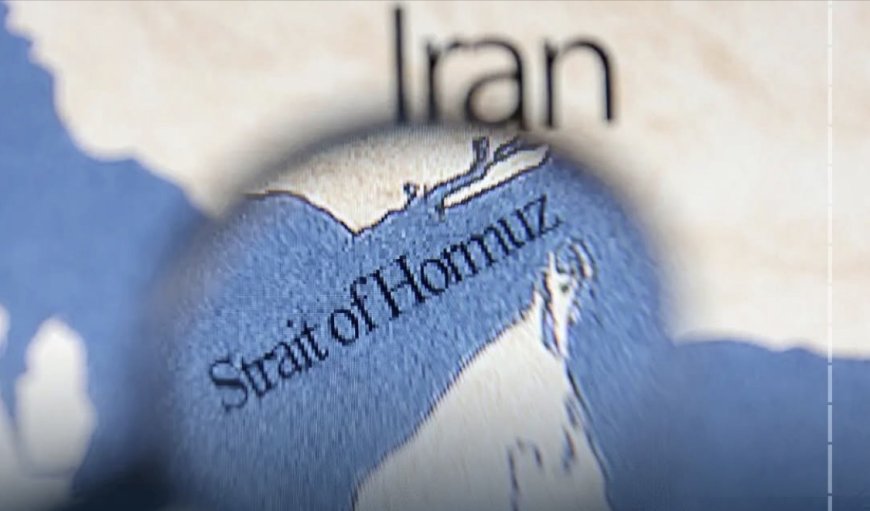 ترامب: فتح مضيق هرمز هو هدية من أمريكا للصين ولجميع الدول وسنضرب إيران بعشرين ضعفا إذا أوقفت تدفق النفط بمضيق هرمز