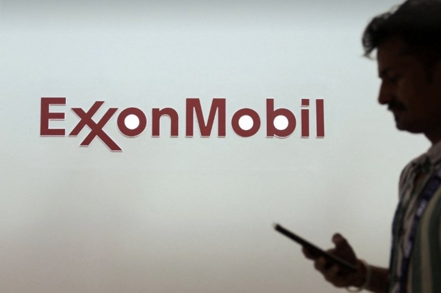 "إكسون موبيل": تقليص العمليات في الشرق الأوسط نظرا لتحديات المرور عبر مضيق هرمز