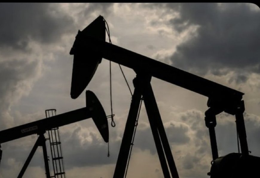 رويترز: العقود الآجلة للخام الأمريكي تقفز 5.2% إلى 91.78 دولارا للبرميل