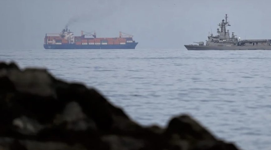 وول ستريت جورنال عن مسؤول في البحرية الأميركية: مضيق هرمز قد يتحول إلى منطقة خطر إيرانية إذا حاولت السفن عبوره
