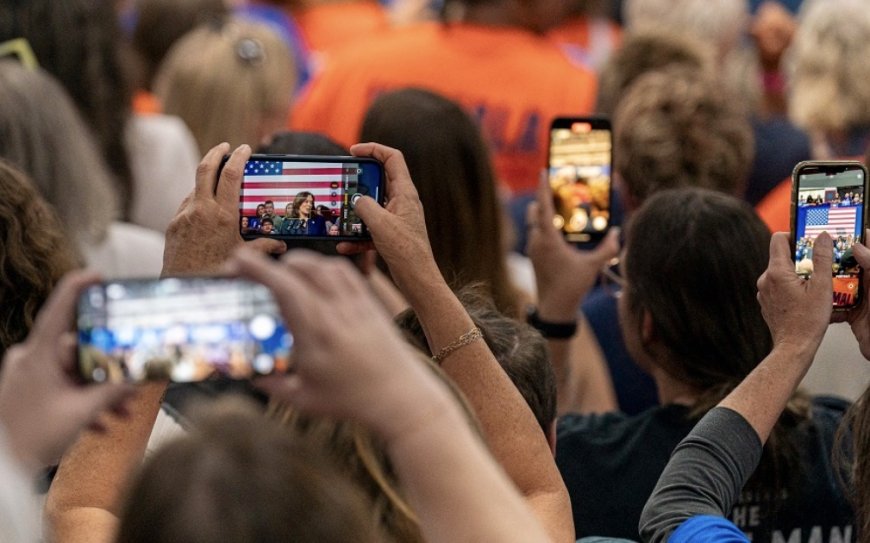 الهاتف الذكي... وسيط للحياة الرقمية