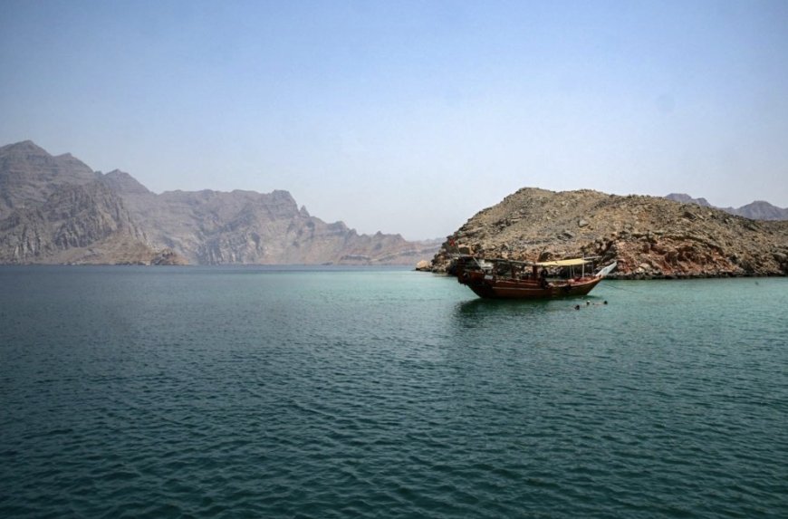 المضائق المائية... مخالب السياسة في عنق الجغرافيا