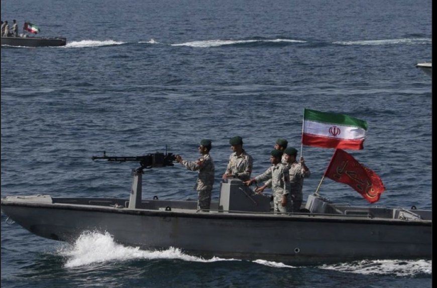 ‏الحرس الثوري الإيراني: استهدفنا سفينة دعم أميركية على مسافة كبيرة من ميناء صلالة العماني