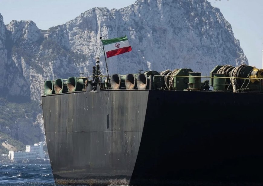 بلومبرغ عن موقع تانكر تراكرز: ناقلات نفط خام مرتبطة بإيران مستمرة في عبور مضيق هرمز مع إيقاف أجهزة الاتصال