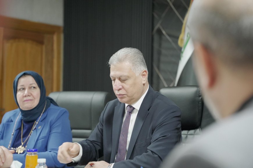 أرشد رشاد الصالحي رئيس الكتلة التركمانية النيابية:استهداف منزل نيجيرفان بارزاني في محافظة دهوك يمثل تطوراً خطيراً في مسار العمليات الحربية ونجدد دعوتنا ككتلة تركمانية إلى توحيد الجهود لإبعاد العراق عن تداعيات الحرب في المنطقة، وضرورة الحفاظ على السلم الأهلي والمجتمعي وصون أمن جميع مكونات الشعب العراقي