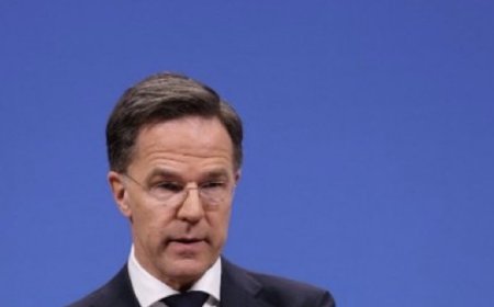 ‏يعتزم الأمين العام لحلف شمال الأطلسي مارك روته القيام ​الأسبوع المقبل بزيارة لواشنطن وصفتها متحدثة باسم ‌الحلف بأنها "مخطط لها منذ فترة طويلة"، لكنها تتزامن مع توجيه الرئيس دونالد ترامب انتقادات حادة ​للحلفاء الأوروبيين بسبب خلافات تتعلق بحرب ​إيران