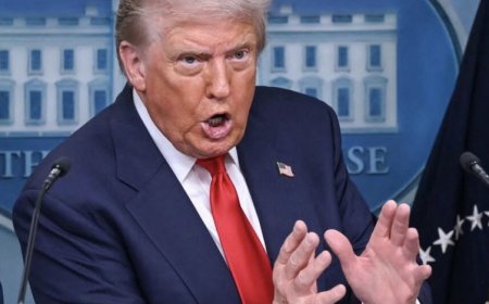 قال ترامب وبلهجة حادة مخاطبا الإيرانيين "افتحوا المضيق اللعين أيها الأوغاد المجانين وإلا فستعيشون في الجحيم"، قبل أن يختم منشوره بعبارة "فقط راقبوا"..