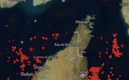 وكالة فارس عن مصدر: الخطة المطروحة للتفاوض تشمل تقييد مرور السفن يوميا عبر مضيق هرمز لمدة أسبوعين ‏- عبور مضيق هرمز سيكون بموجب بروتوكول الممر الآمن الخاضع لإشراف ايران
