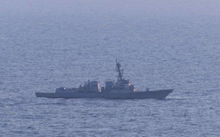 الجيش الأميركي: نجحنا بتغيير مسار سفينة إيرانية حاولت الالتفاف على "الحصار"