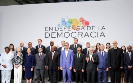 ‏تعهدت حكومات البرازيل وإسبانيا ​والمكسيك يوم السبت بتكثيف ‌المساعدات المنسقة المقدمة إلى كوبا للتخفيف مما وصفته ​بالأزمة الإنسانية الناجمة عن ​الحصار الأمريكي المفروض على ⁠الجزيرة الواقعة بمنطقة ​البحر الكاريبي.