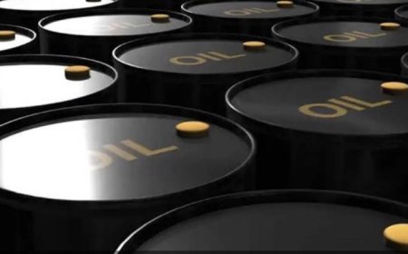 عاجل_وكالات:‏أسعار خام برنت فوق 105 دولارات للبرميل