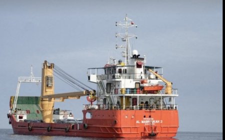 وكالات:واشنطن بوست عن مسؤول باكستاني: إيران تطلب رفع الحصار الأميركي مقابل فتح مضيق هرمز