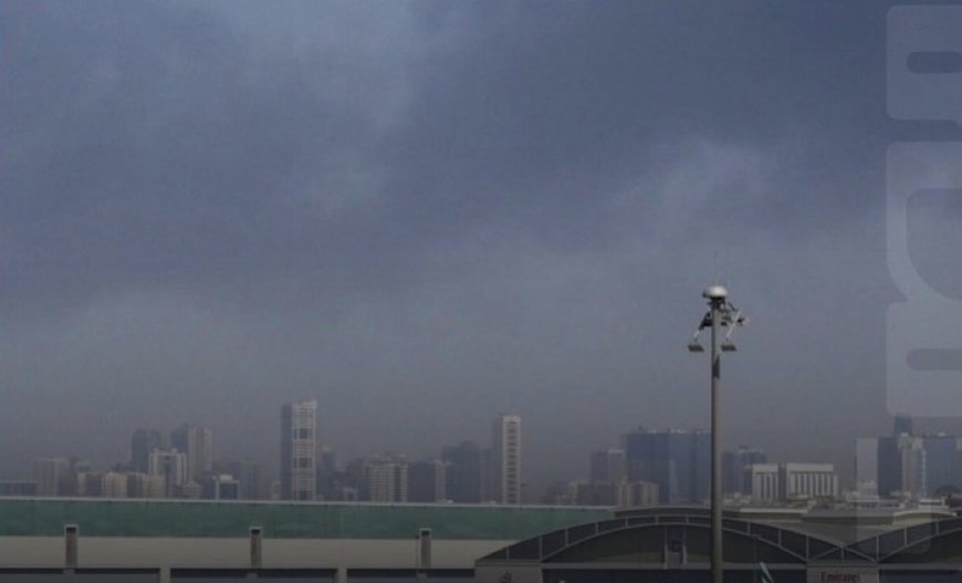 ‏وزارة الدفاع الإماراتية: الاعتداءات الإيرانية السافرة منذ بدء سريان الهدنة بلغت 17 صاروخا بالستياً و35 طائرة مسيرة، ونجحت الدفاعات الجوية في التعامل معها