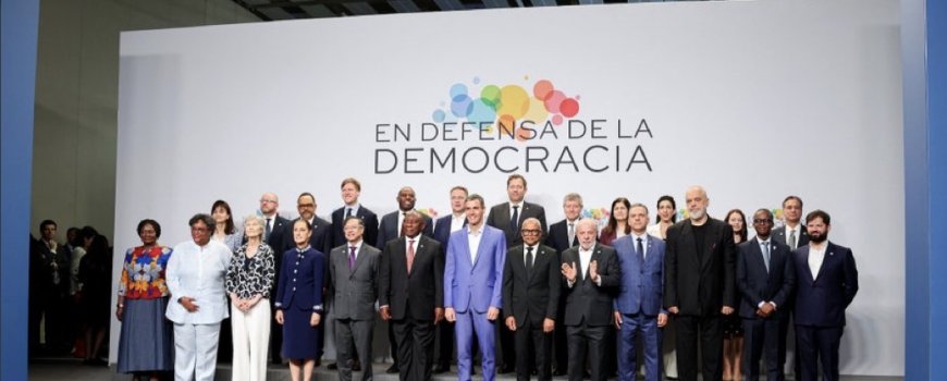 ‏تعهدت حكومات البرازيل وإسبانيا ​والمكسيك يوم السبت بتكثيف ‌المساعدات المنسقة المقدمة إلى كوبا للتخفيف مما وصفته ​بالأزمة الإنسانية الناجمة عن ​الحصار الأمريكي المفروض على ⁠الجزيرة الواقعة بمنطقة ​البحر الكاريبي.